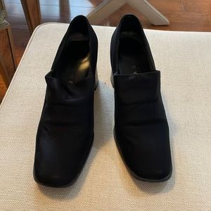 Nine West block heel suede pump